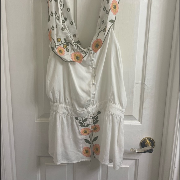 New buckle top size large - Picture 2 of 4